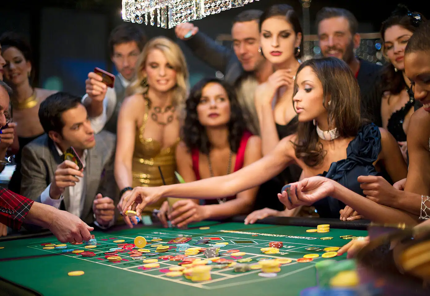 Jogos VIP 8385 - Roleta, Blackjack e Baccarat Premium